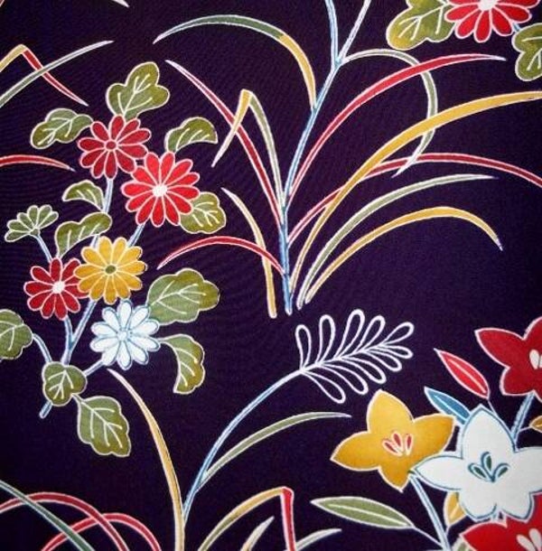 Antieke kimonozijde geverfd met natuurlijke kleuren 100x35cm