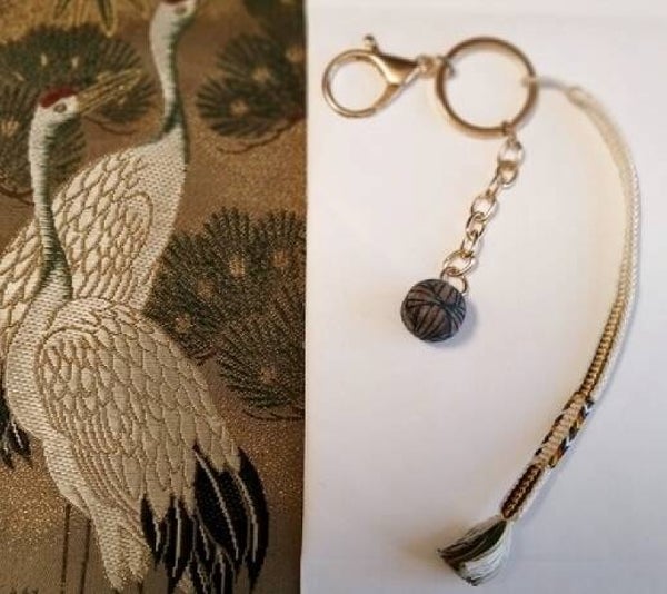 Japanse tassenhanger sleutelhanger zijde en handwerk