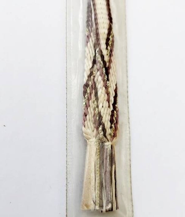 Himo sluiting voor haori handgeknoopte zijde met label