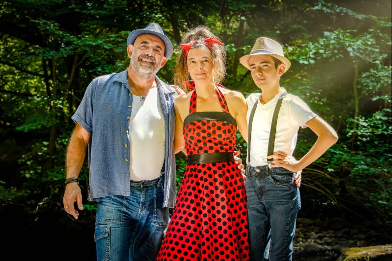 Photo famille Poitiers séance photo Poitiers famille shooting famille Poitiers clichés famille Poitiers photographe famille Poitiers 