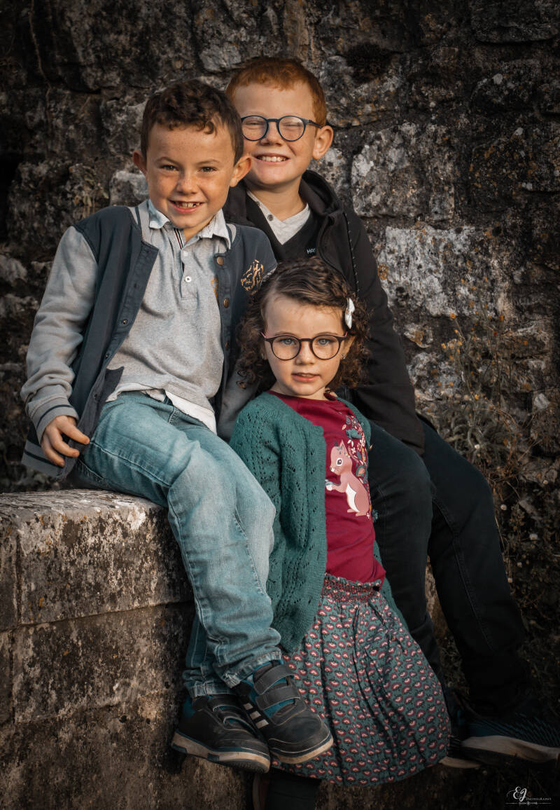 Photo enfant Poitiers - photo professionnelle Poitiers  photographie enfant Poitiers photographe enfants Poitiers shooting enfant potiers Clichés enfant Poitiers portait enfant Poitiers 