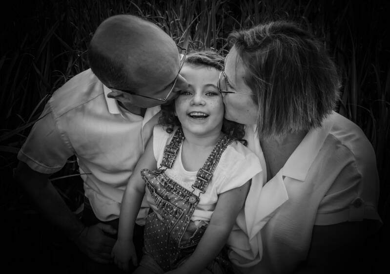 photo famille Poitiers, portrait familial Poitiers, séance photo famille Poitiers, photographe famille Poitiers, souvenirs familiaux Poitiers