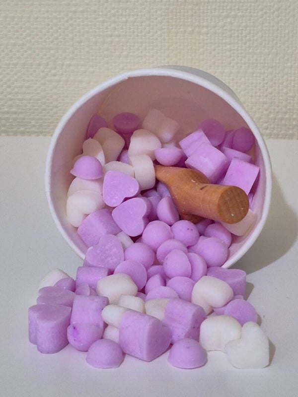 Spring Awakening scoopie tub & scoop