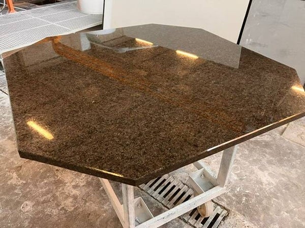 Tafelblad in GRANIET, kleur Imperial Brown