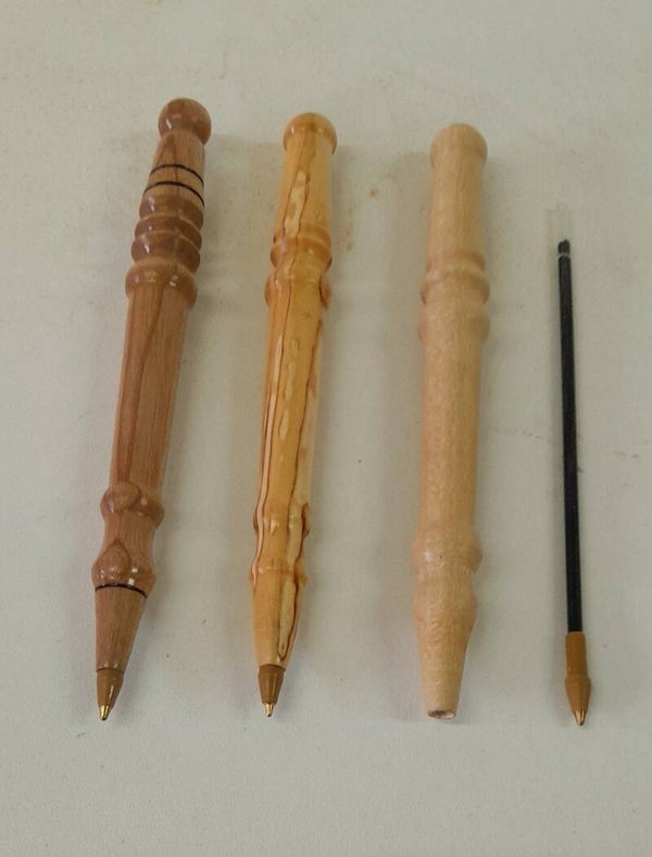 Stylo bille Bic en bois