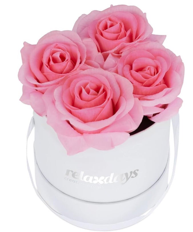 Rozenbox met 4 roze kunstrozen