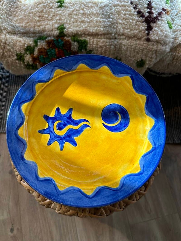 Handgemaakte schaal ( diner)