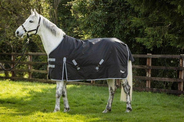Rhinegold Breathable ‘Konig’ Outdoor Rug- WITH NEW MULTI ADJUST CHEST FRONT Fully Breathable. Can Be Used In The Stable