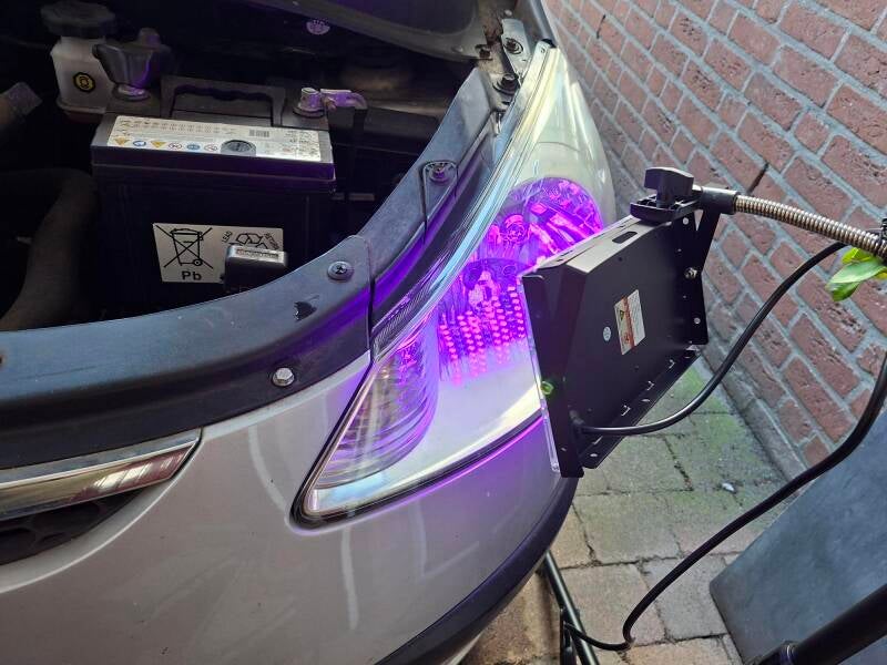 Uitharden nieuwe coating koplampi Hyundai i10