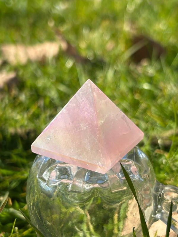 Roze Angel Aura Pirmide