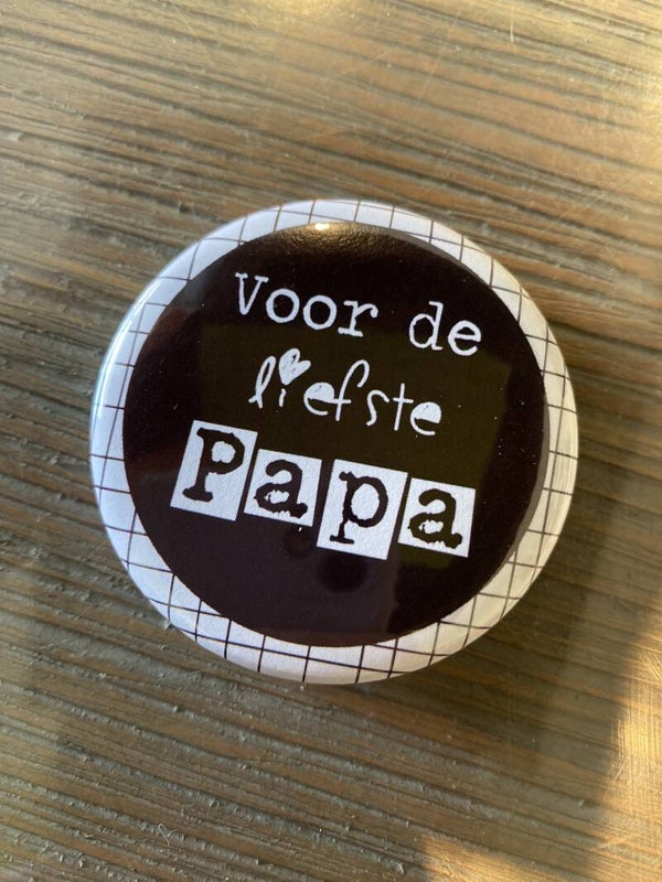 Button opener papa