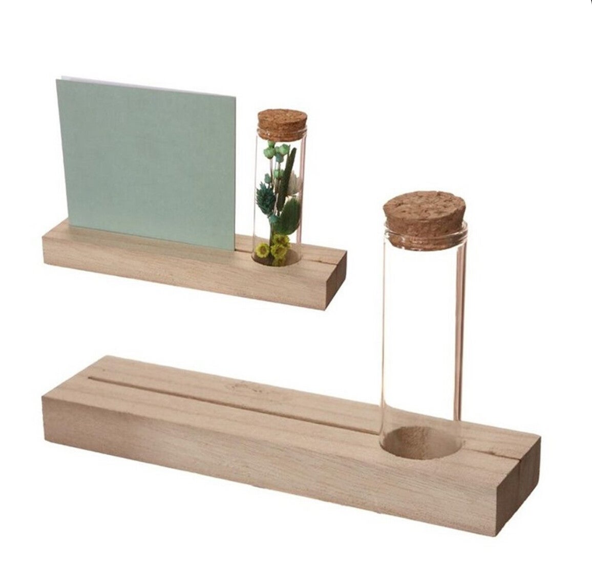 Houten kaarthouder met vaasje