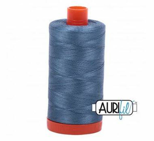 Aurifil 1126 - 1300m - Blue Grey 50wt