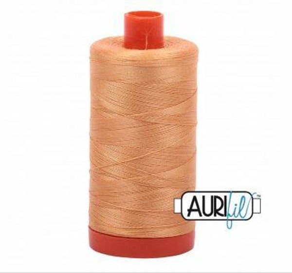 Aurifil 2214 - 1300m - Golden Honey 50wt