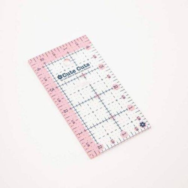 Cute Cut Ruler Rectangle 2.5Inch x 4.5Inch by Lori Holt