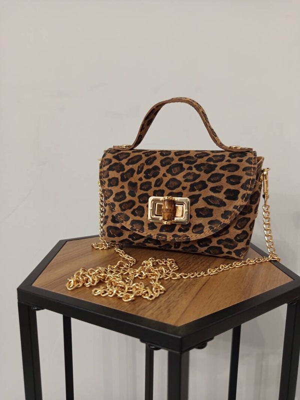 Le Bambú – borsetta in pelle camoscio con chiusura bambù