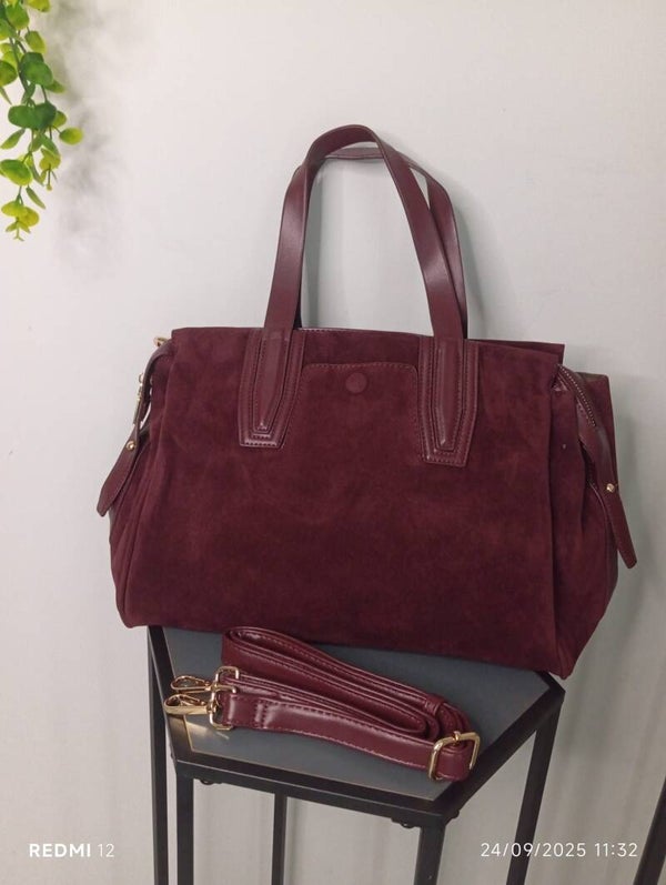 Zaira – Bauletto in Velluto con Tracolla Interna Regolabile – Design Italiano