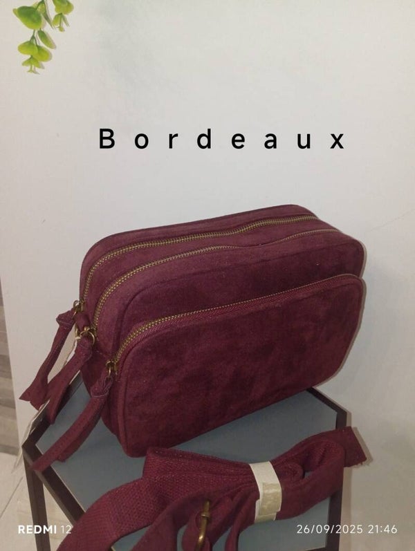 Alma – Borsa a tracolla in vellutino con Dettagli Eleganti – Design Italiano