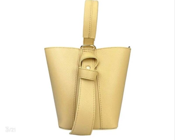 I Fiocchetti” in pelle made in Italy – secchiello con fiocco elegante