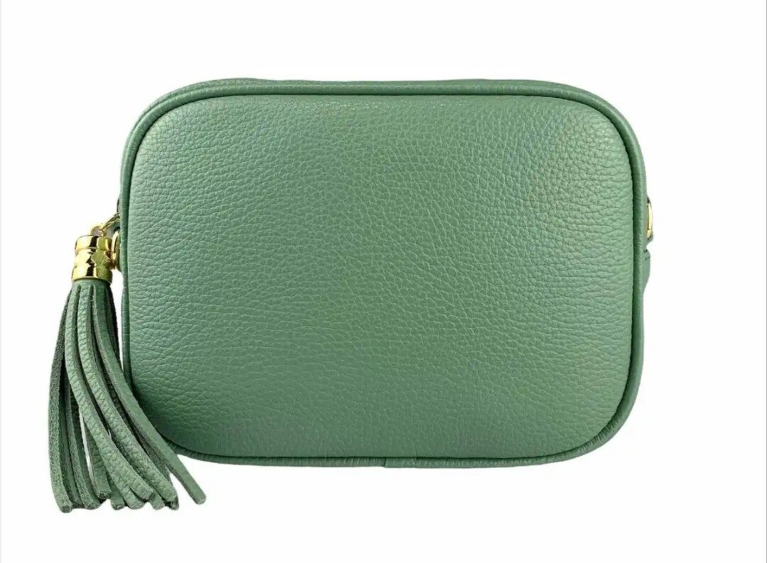 “Le Saponette – borsa in vera pelle” oppure “Borsa Le Saponette in pelle made in Italy”