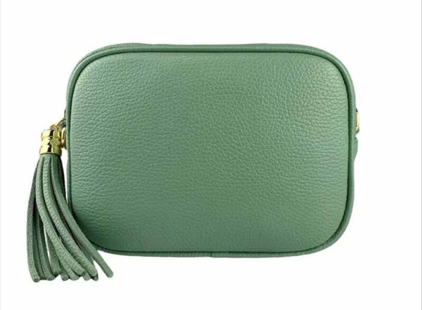“Le Saponette – borsa in vera pelle” oppure “Borsa Le Saponette in pelle made in Italy”