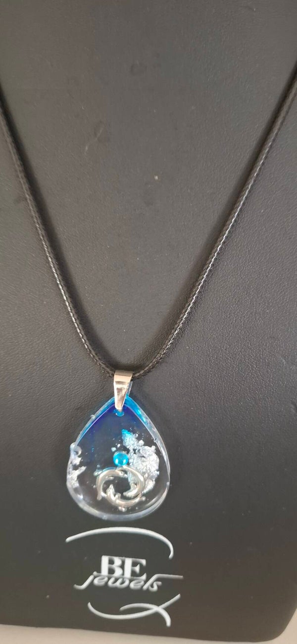 Collier : " Mon dauphin "