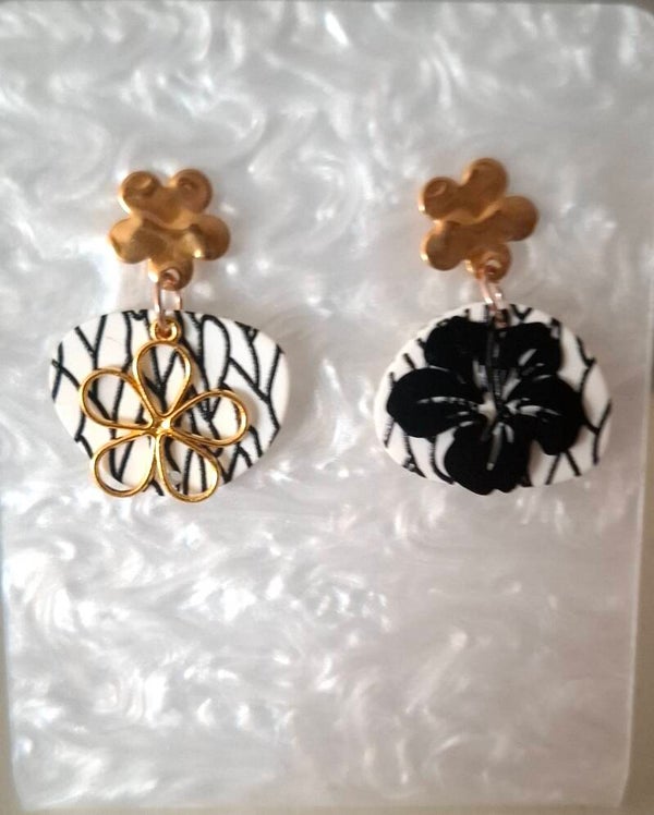 Boucles d' oreilles " élégance florale "