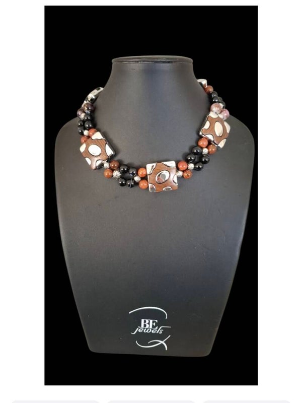 Collier ras de cou