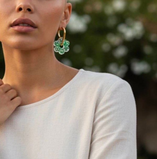 Pampilles en résine. " FLORA"