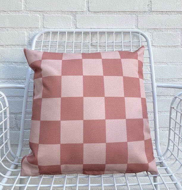 Buitenkussen - terra oudroze geblokt