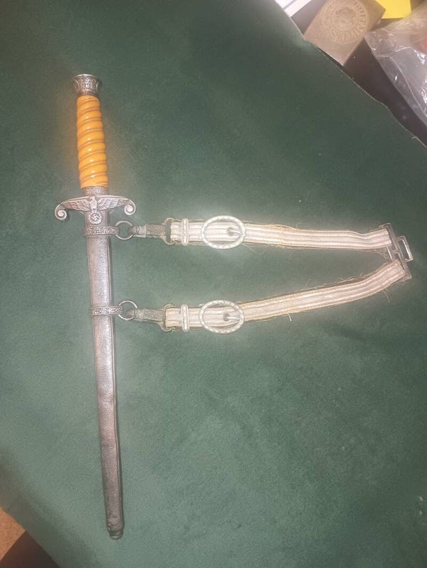 WWII GERMAN ARMY DRESS DAGGER