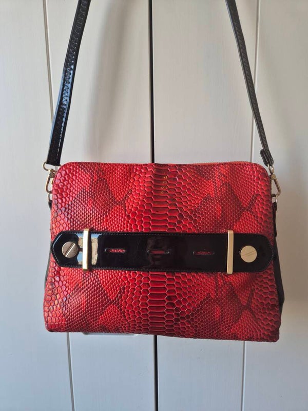 David Jones Paris Rode Laktas