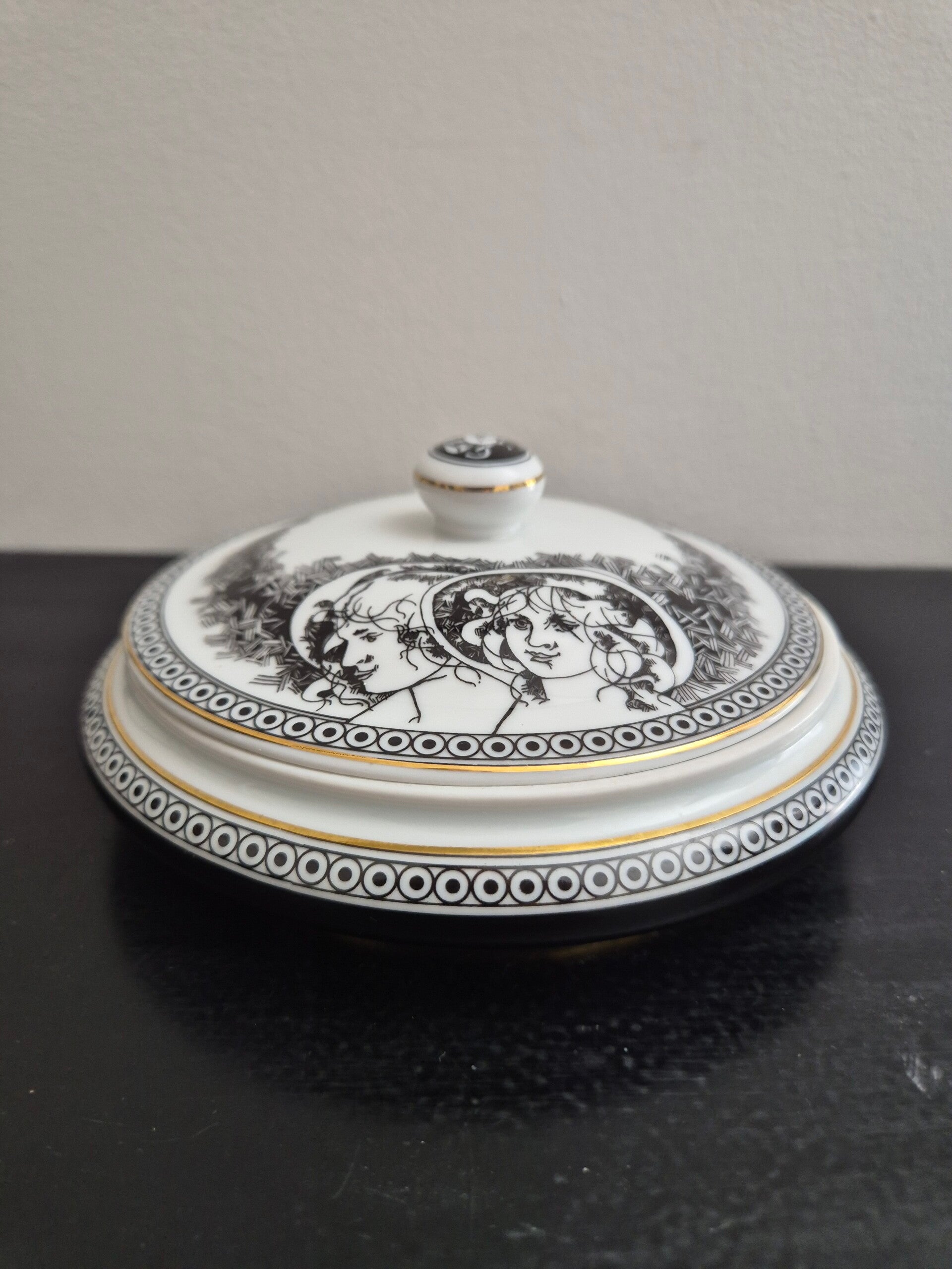 ​Vintage Hollóháza Porseleinen Bonbonnière / Sieradendoos – Art Nouveau
