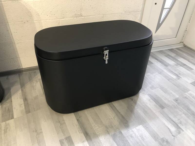 baule-in-vetroresina.jpg