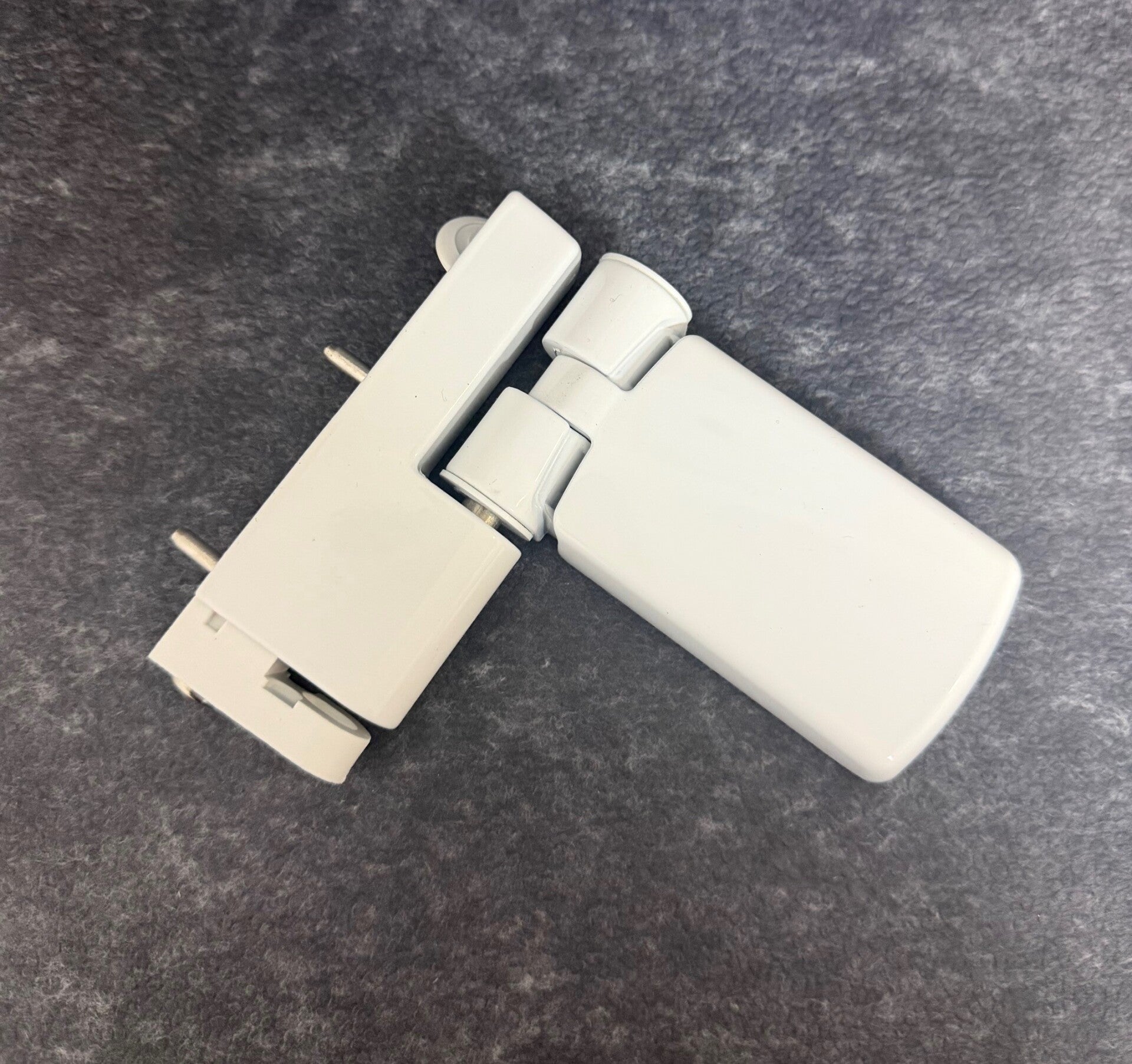 Patriot Plus Flag Hinge - WHITE