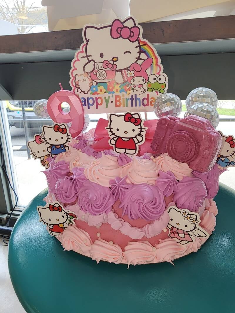 Hello Kitty
