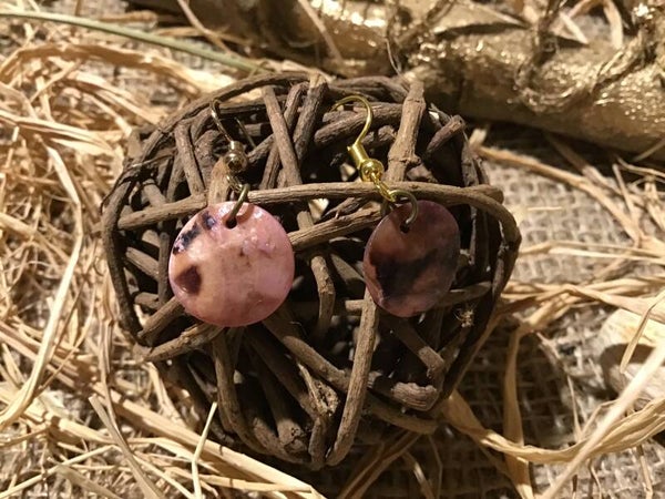 Boucles d’oreilles nacre rose