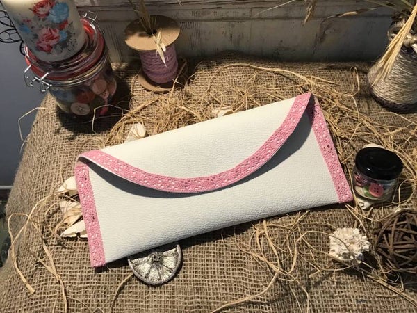 Pochette rose et blanc