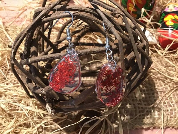 Boucles d’oreilles asymétriques pailletées rouges