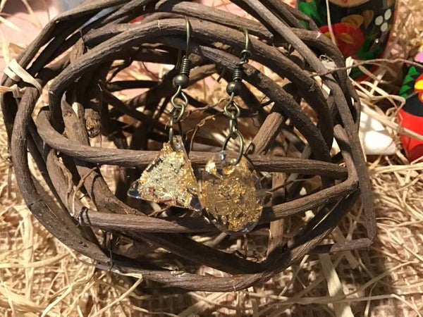 Boucles d’oreilles goutte dorée