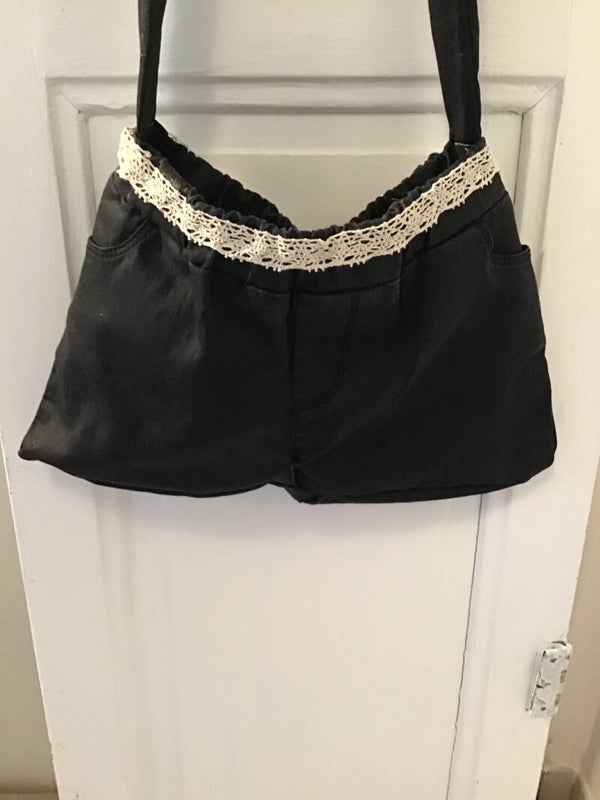 Sac jean noir et dentelle