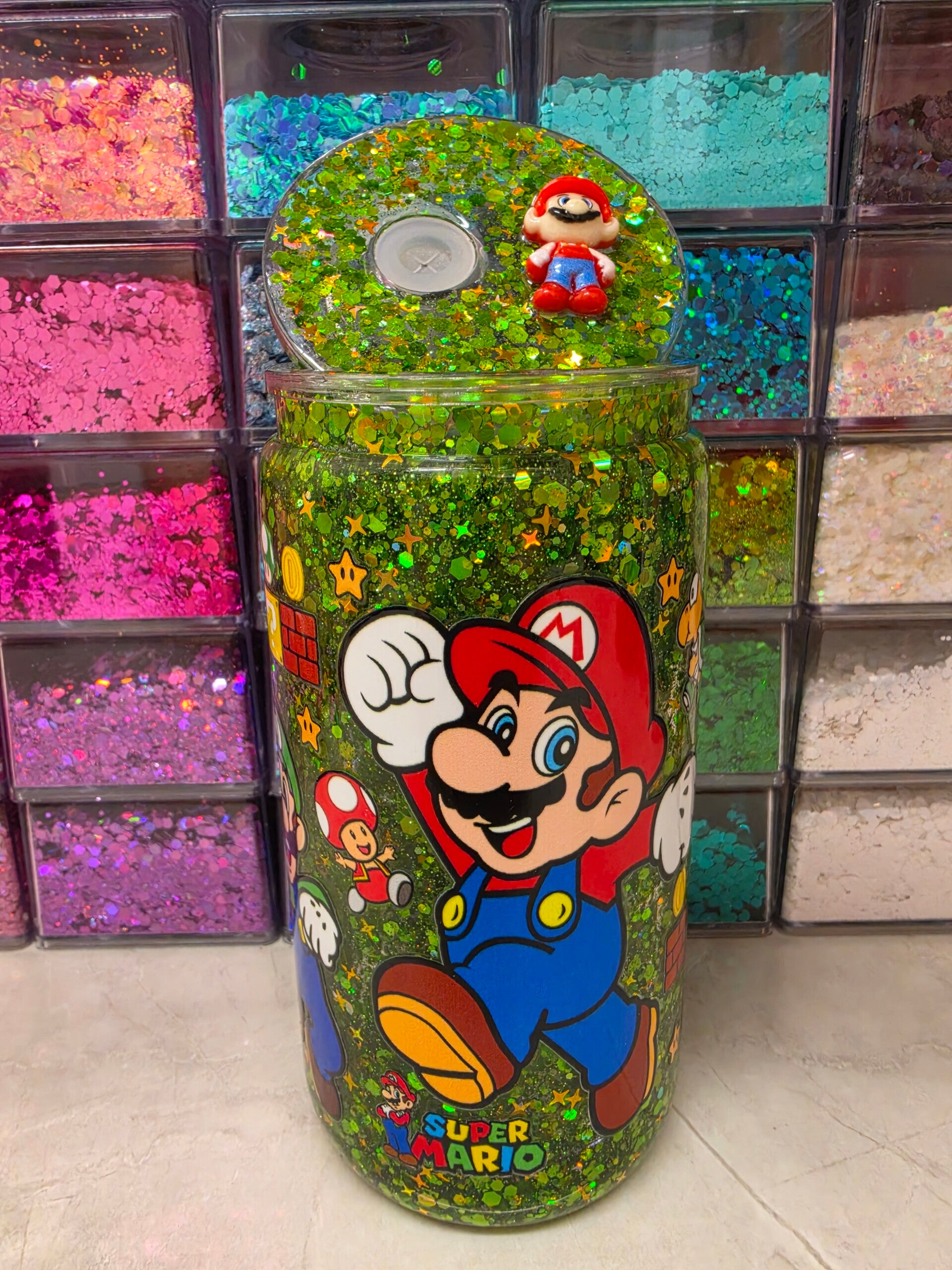 Super Mario Brothers 16oz Snowglobe tumbler