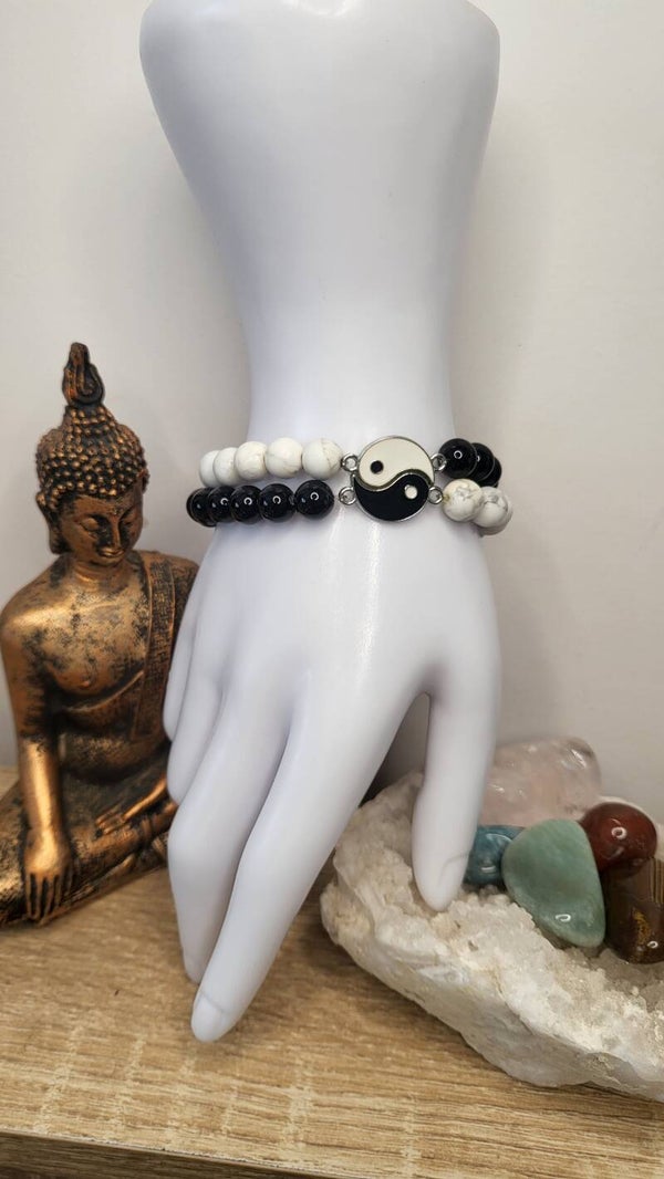 Bracelet sur 2 fils Howlite /Onyx  YIN & YANG 8mm