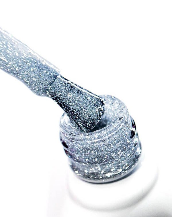 Molly nails gellak nr. 567   licht zilver glitter