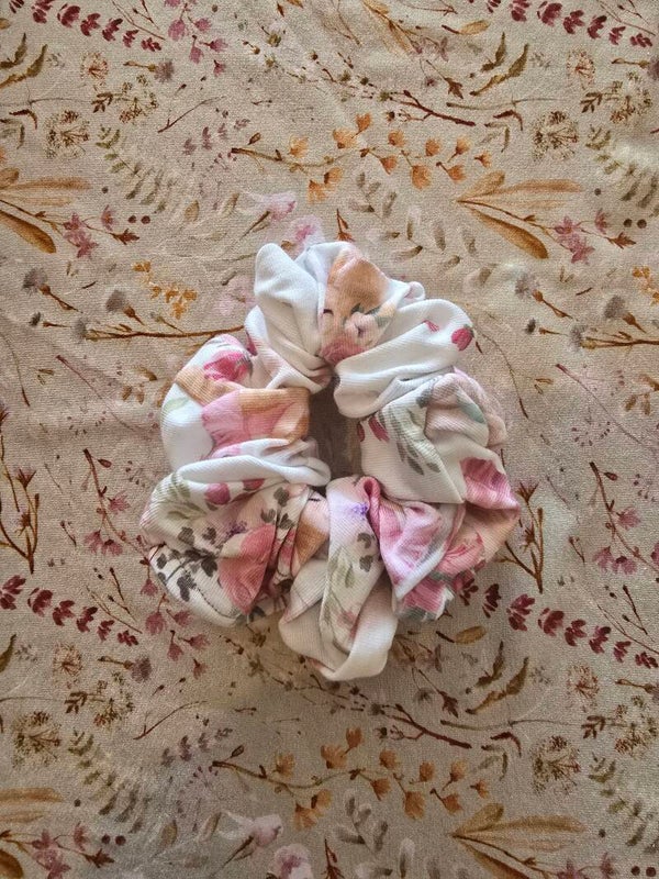 Scrunchie ballerina