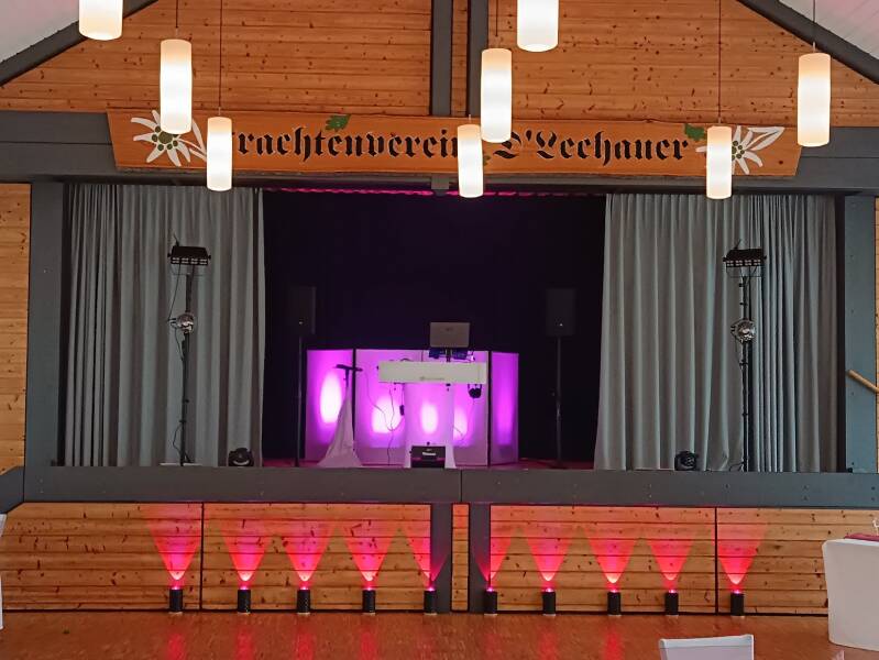 Kleines Hochzeits-DJ Setup - Aufbau DJ