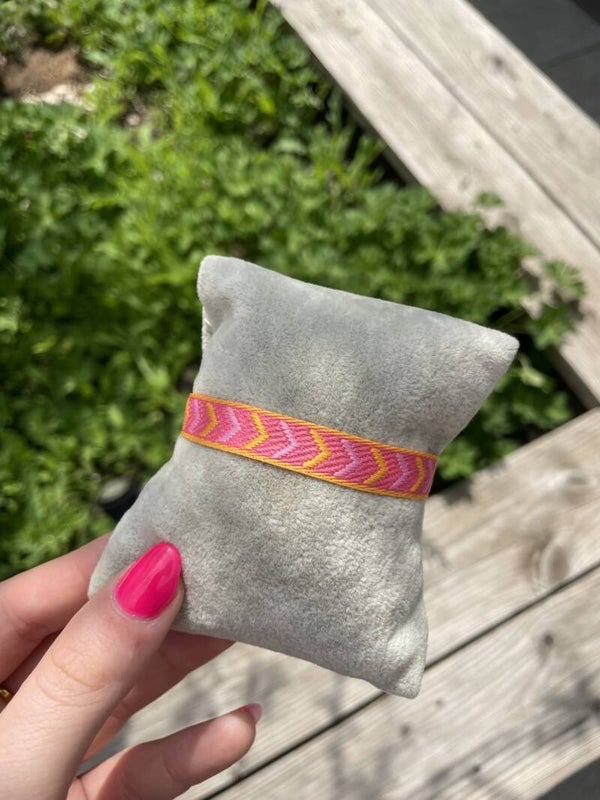 Stripes roze lintarmbandje