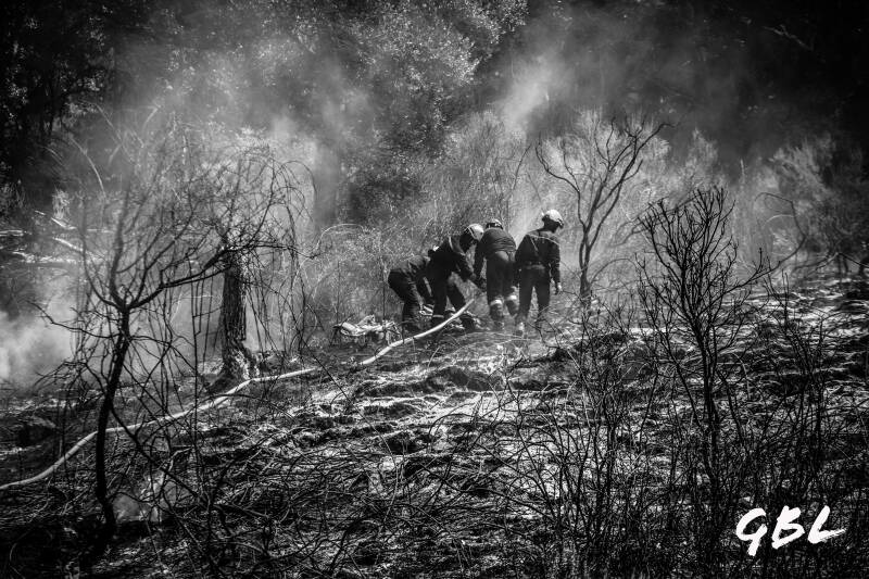 france-corsica-wildfire-sartene-2026-10-3-standard.jpg