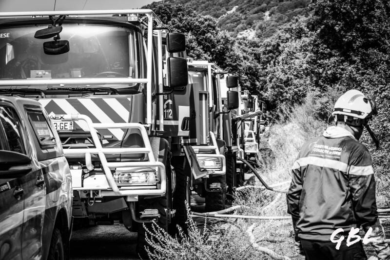 france-corsica-wildfire-sartene-2026-37-standard.jpg