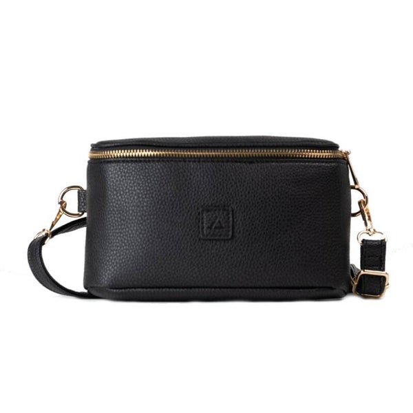 Crossbody / heuptas Formentera ( goud hardware)- zwart